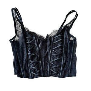 NWT Victoria’s Secret Dream Angels Lace Up Corset Top Black Medium-DD